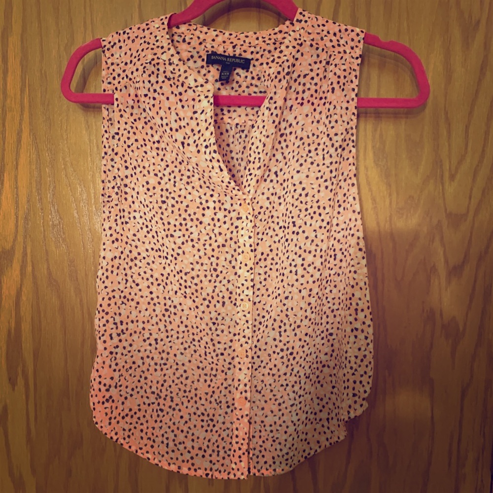 Banana Republic l Sleeveless button-down blouse